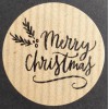 Kerst 09 rol @ 500 perm. rond 35 kraft zwart bedrukt merry christmas Kerst 09 rol @ 500 perm. rond 35 kraft zwart bedrukt merry christmas